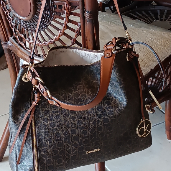 Beautiful Calvin Klein "Excellent condition "" - Picture 3 of 7